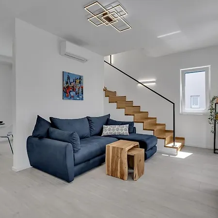 Bamboo House App 4 - Exklusiv